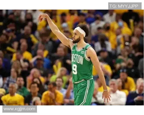 丹尼斯施罗德的篮球之路：从默默无闻到NBA明星的奋斗历程